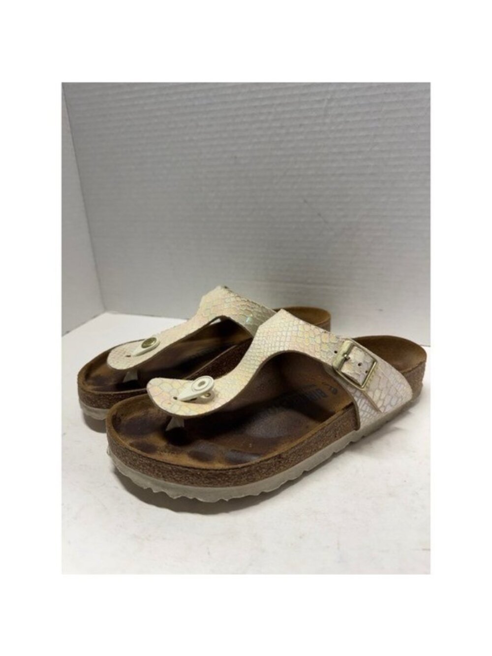 Birkenstock Gizeh White Iridescent Snakeskin Sandals Women  37 7